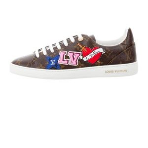 Louis Vuitton front row patches